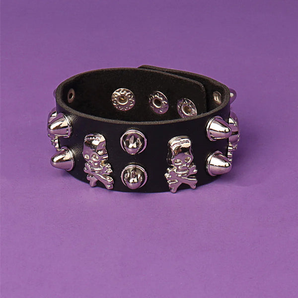Punk Skull Rivet Bracelet - Pulsera Punk Calavera Remaches